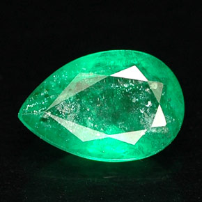 Esmeralda verde natural de 0,45 ct, en forma de pera, SI-I1