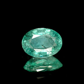 Esmeralda verde natural de 0,64 ct, corte óvalo, I1