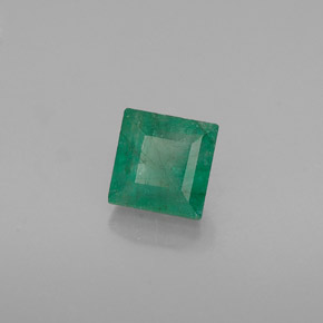 Esmeralda verde natural de 0,59 ct, cuadrado, I1