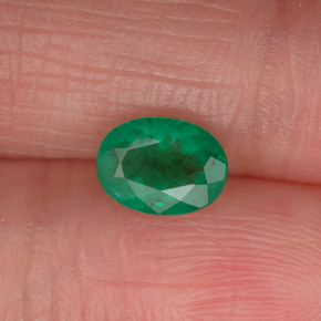 Esmeralda verde natural de 0,70 ct, corte óvalo, SI-I1