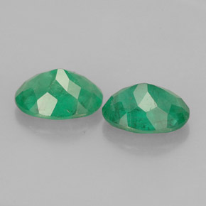 Gemas de esmeralda verde natural de  ct, corte óvalo, SI-I1