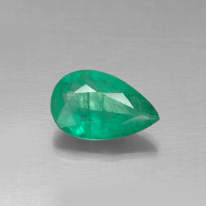 Esmeralda verde natural de 0,65 ct, en forma de pera, SI-I1