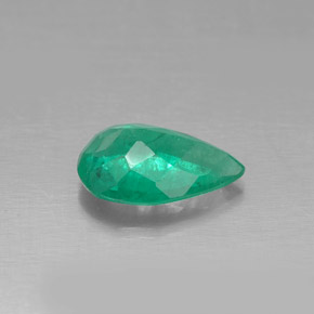 Esmeralda verde natural de 0,65 ct, en forma de pera, SI-I1