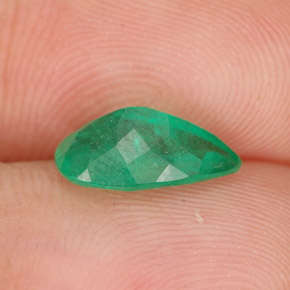 Esmeralda verde natural de 1,27 ct, en forma de pera, SI-I1
