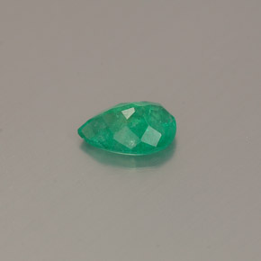 Esmeralda verde natural de 0,36 ct, en forma de pera, SI-I1