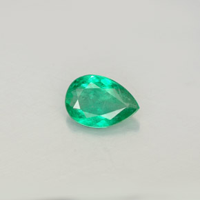 Esmeralda verde natural de 0,44 ct, en forma de pera, SI-I1