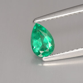 Esmeralda verde natural de 0,43 ct, en forma de pera, SI-I1