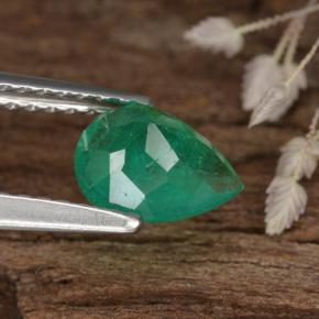 Esmeralda verde natural de 0,82 ct, en forma de pera, SI-I1