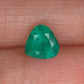 Esmeralda verde natural de 0,83 ct, en forma de pera, SI-I1