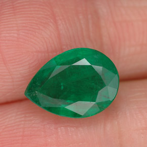 Esmeralda verde natural de 2,53 ct, en forma de pera, SI