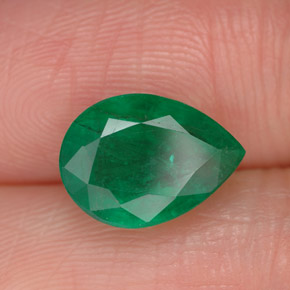 Esmeralda verde natural de 2,53 ct, en forma de pera, SI