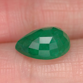 Esmeralda verde natural de 2,53 ct, en forma de pera, SI