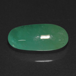 Esmeralda Verde natural de 4.49 ct, Corte Óvalo, Translúcido