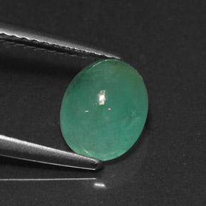 Esmeralda verde natural de 2,02 ct, corte óvalo, translúcido