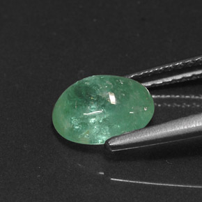 Esmeralda verde natural de 1,73 ct, corte óvalo, translúcido