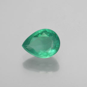 Esmeralda verde natural de 0,79 ct, en forma de pera, VS-SI