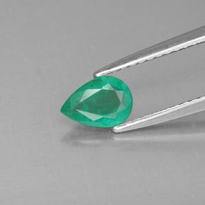 Esmeralda verde natural de 0,49 ct, en forma de pera, SI-I1