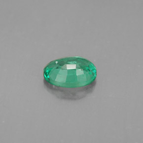 Esmeralda verde natural de 0,55 ct, corte óvalo, VS-SI