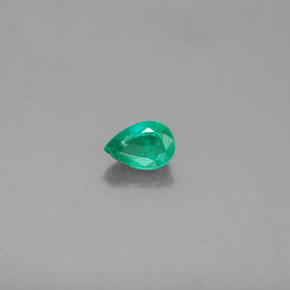 Esmeralda verde natural de 0,43 ct, en forma de pera, SI