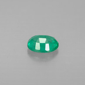 Esmeralda verde natural de 0,56 ct, corte óvalo, VS-SI