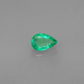 Esmeralda verde natural de 0,39 ct, en forma de pera, VS-SI
