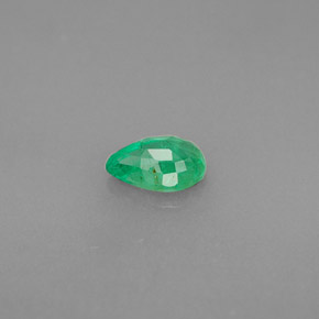 Esmeralda verde natural de 0,39 ct, en forma de pera, VS-SI