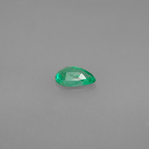 Esmeralda Verde natural de 0.28 ct, En forma de pera, VS-SI