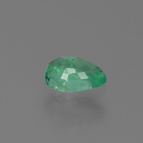 Esmeralda verde natural de 0,43 ct, en forma de pera, VS-SI