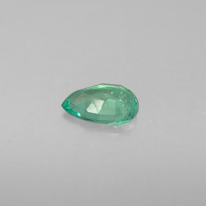 Esmeralda verde natural de 0,28 ct, en forma de pera, VS-SI