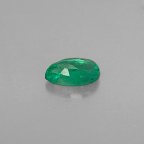 Esmeralda verde natural de 0,33 ct, en forma de pera, VS-SI