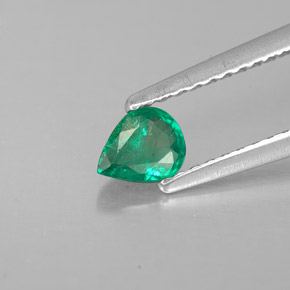 Esmeralda verde natural de 0,27 ct, en forma de pera, VS-SI