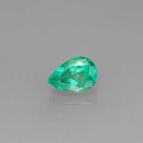 Esmeralda verde natural de 0,46 ct, en forma de pera, VS-SI