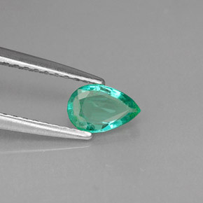 Esmeralda verde natural de 0,32 ct, en forma de pera, VS-SI
