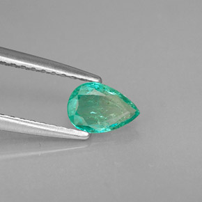 Esmeralda verde natural de 0,33 ct, en forma de pera, VS-SI