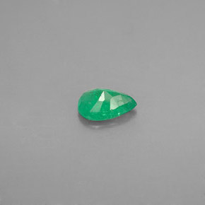 Esmeralda verde natural de 0,33 ct, en forma de pera, VS-SI