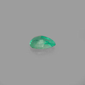 Esmeralda verde natural de 0,35 ct, en forma de pera, VS-SI