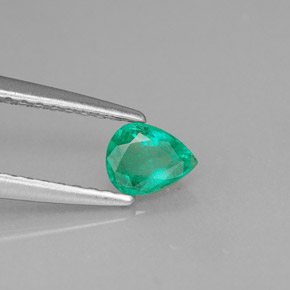 Esmeralda Verde natural de 0.25 ct, En forma de pera, SI
