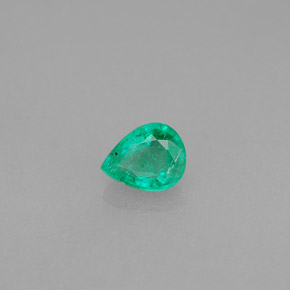 Esmeralda verde natural de 0,28 ct, en forma de pera, VS-SI