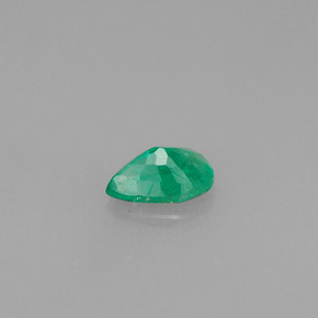 Esmeralda verde natural de 0,33 ct, en forma de pera, VS-SI