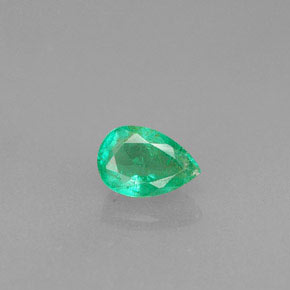 Esmeralda verde natural de 0,42 ct, en forma de pera, VS-SI