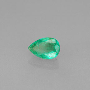 Esmeralda verde natural de 0,42 ct, en forma de pera, VS-SI