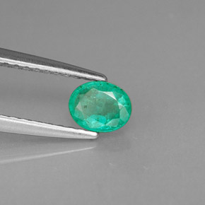 Esmeralda verde natural de 0,32 ct, corte óvalo, SI
