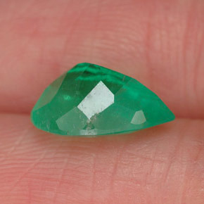 Esmeralda verde natural de 2,22 ct, en forma de pera, VS-SI
