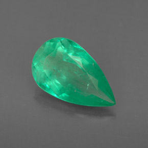 Esmeralda verde natural de 2,43 ct, en forma de pera, SI