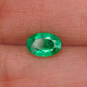 Esmeralda verde natural de 0,44 ct, corte óvalo, SI-I1