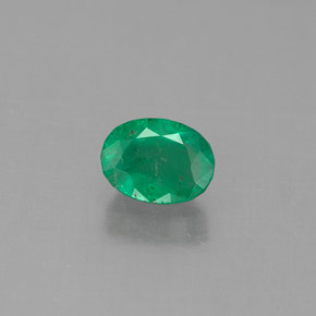 Esmeralda Verde natural de 0.56 ct, Corte Óvalo, SI-I1