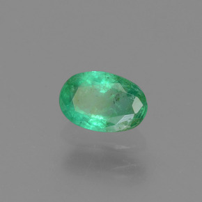 Esmeralda verde natural de 0,45 ct, corte óvalo, SI-I1