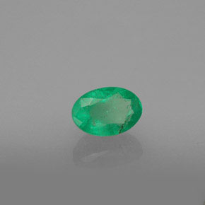 Esmeralda verde natural de 0,60 ct, corte óvalo, SI-I1