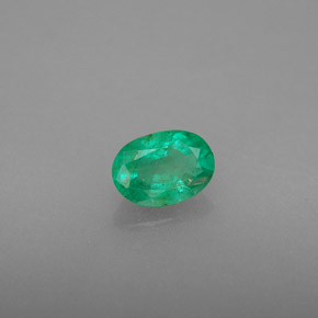 Esmeralda verde natural de 0,51 ct, corte óvalo, SI