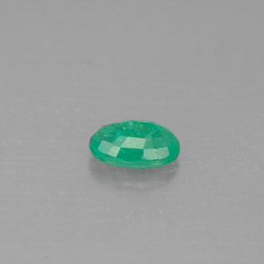 Esmeralda verde natural de 0,44 ct, corte óvalo, SI-I1